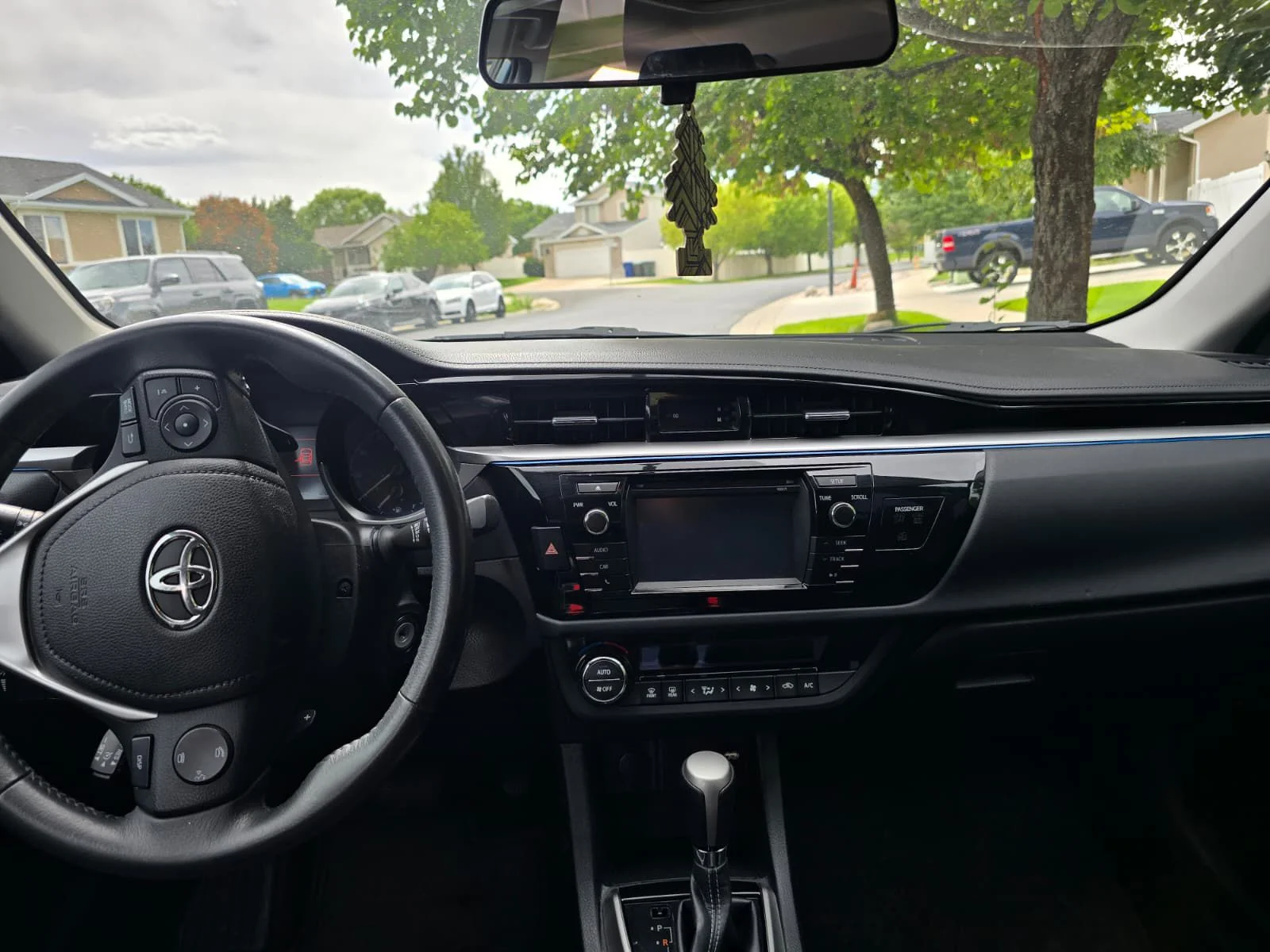 Toyota Corolla S 2016 – Vista lateral